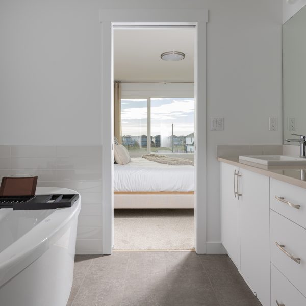 Primary Bathroom in Anthem’s 110 Front Drive Showhome